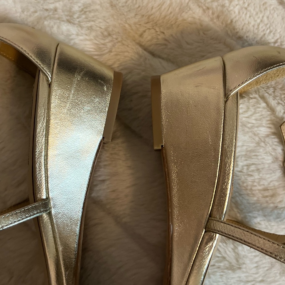 Badgley Mischka Women 7 Gold Leather Jeweled Wedge Strappy Dressy NYE Event Heel - Picture 6 of 11